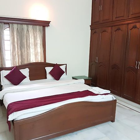 Alpine Glow Residency Crest Hotel Hyderabad Exterior photo