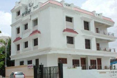 Alpine Glow Residency Crest Hotel Hyderabad Exterior photo