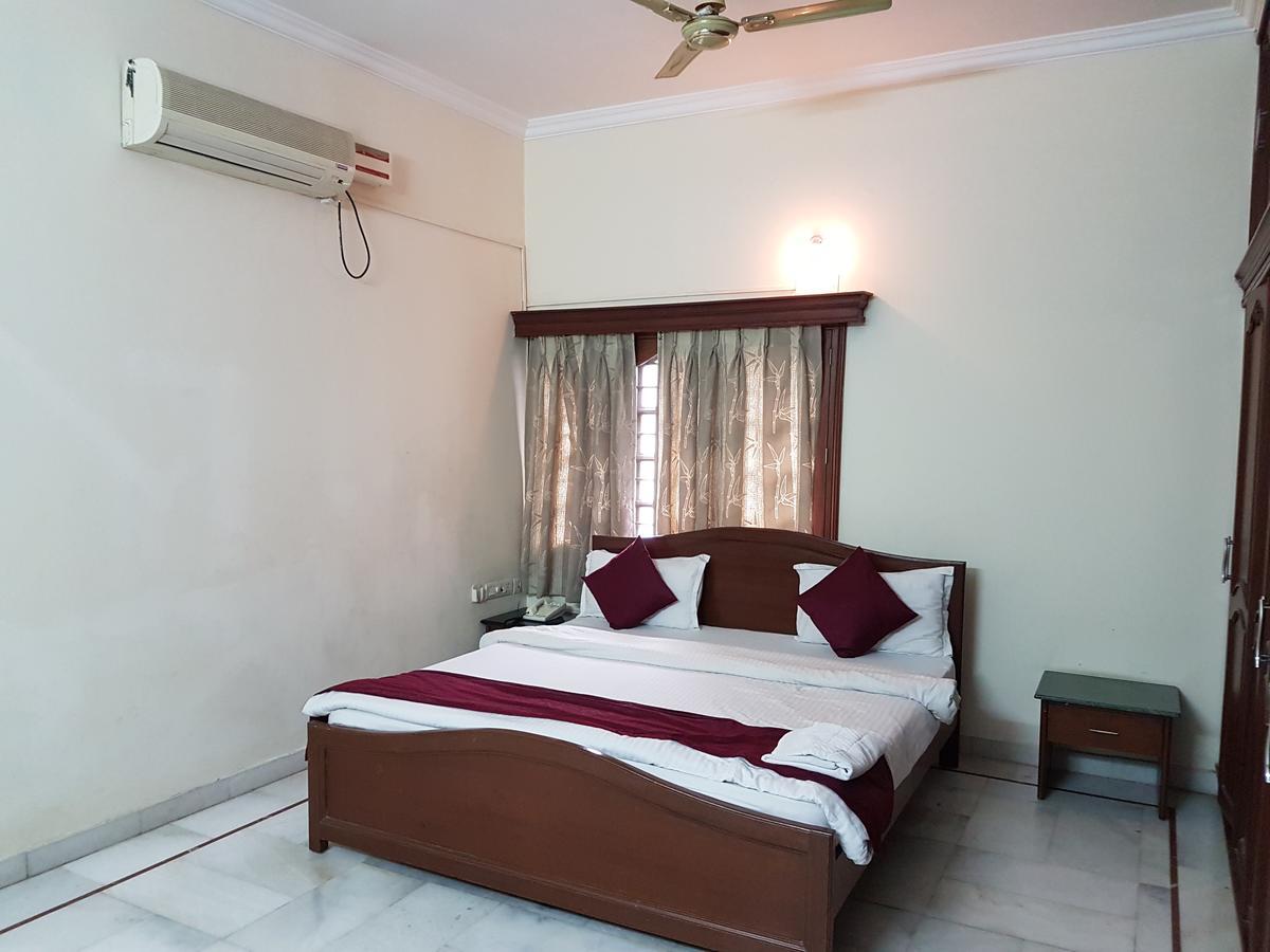 Alpine Glow Residency Crest Hotel Hyderabad Exterior photo